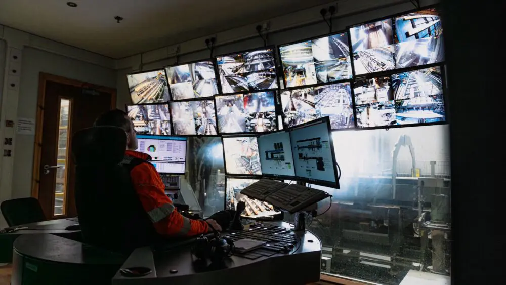 Production monitoring screens at the GP Wood sawmill